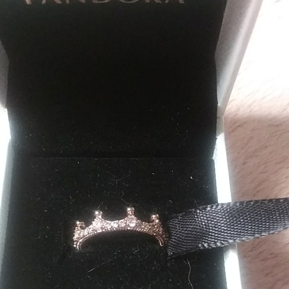 Pandora crown ring